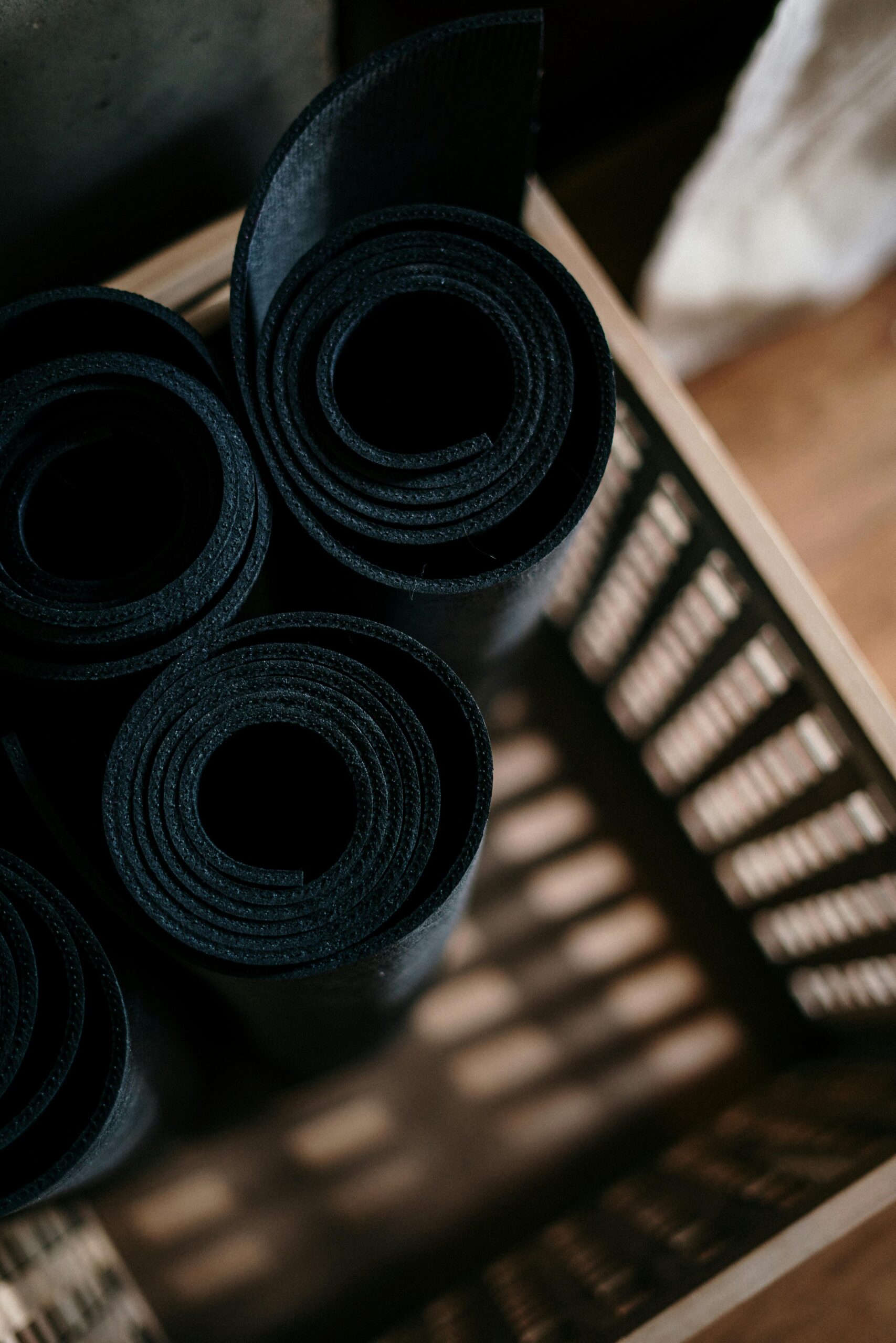 scuola di pilates, yoga, pole dance, posturale, aerea